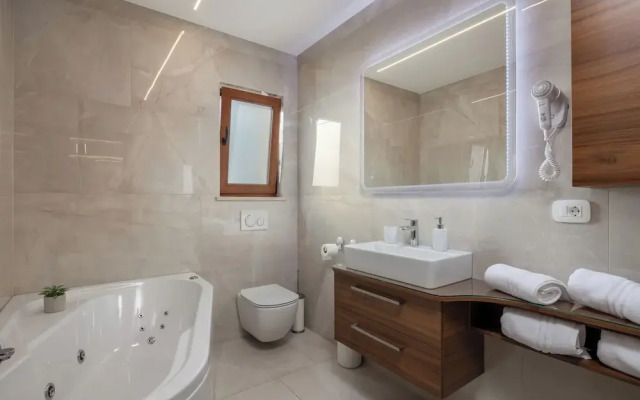 Villa Vilani Spa & Pool