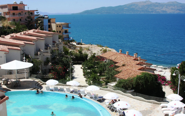 Bougainville Bay Hotel