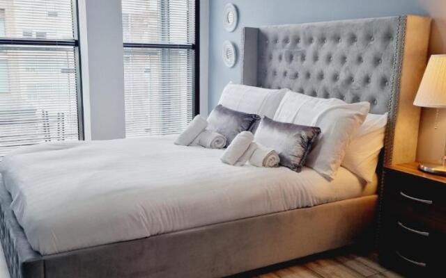 Two Double Bed Suite, Liverpool City Centre