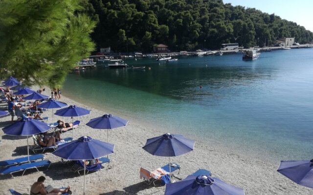 Kallisti Seaside Studios Skopelos