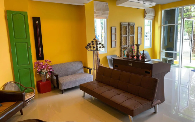 the corn resident maesot