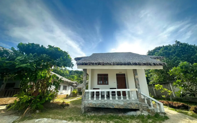Phuwadee Resort & Spa