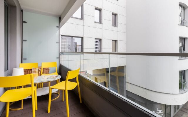 Plac Unii Apartment Gdynia by Renters