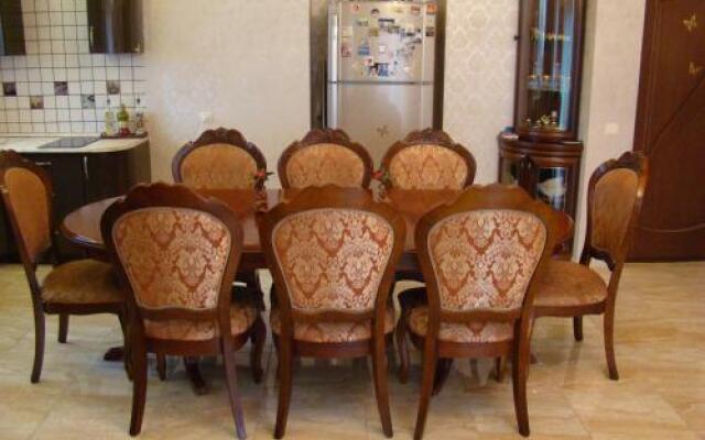Pin Guest House