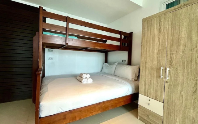 The oh so Sexy Triple Penthouse-rare 3-5br 188m2