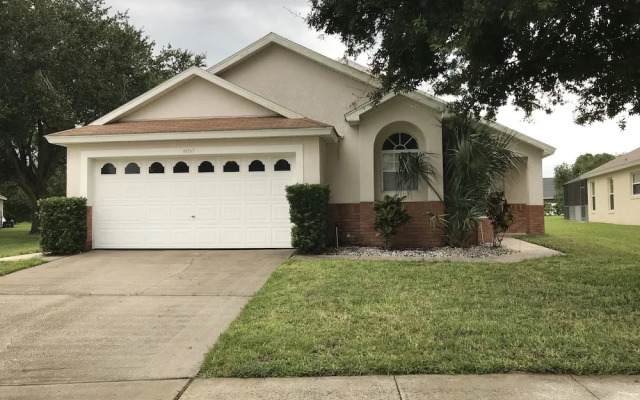 Kissimmee Vacation Homes by Shine FM