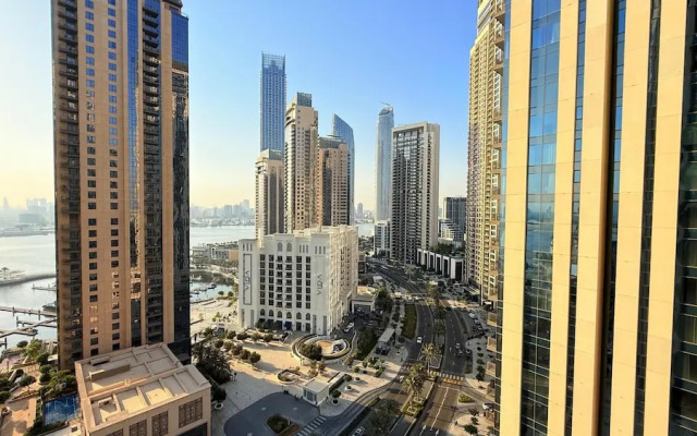 Premium 2 Bedroom Creek Horizon