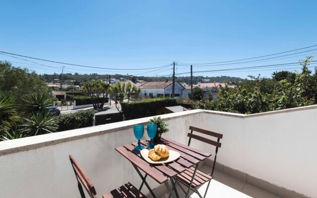 Sesimbra Stylish Villa by Homing