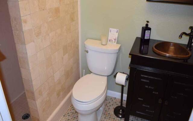 Westbay Cove South 745