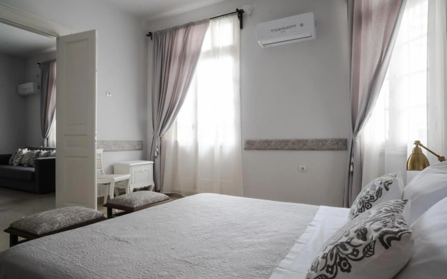 Polytimon, an Athenian neoclassical apartment