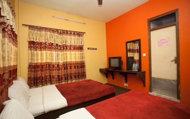 Spot On 380 Hotel Pashupati Plaza