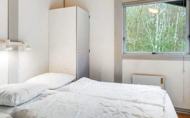 6 Person Holiday Home in Albaek