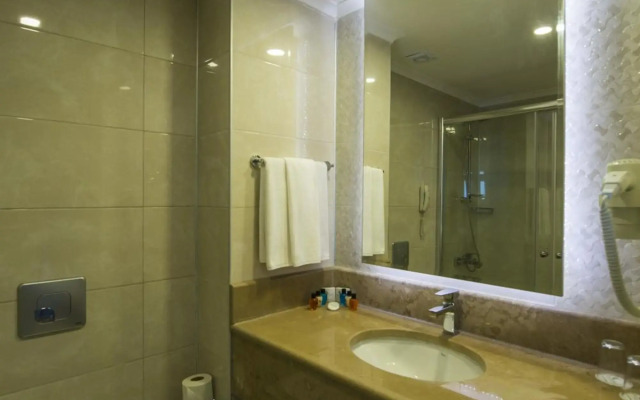 Palm World Resort & Spa Side - All Inclusive