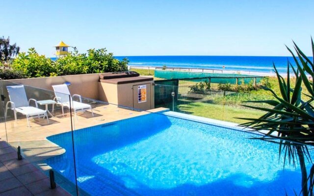 Absolute Beachfront Holiday House