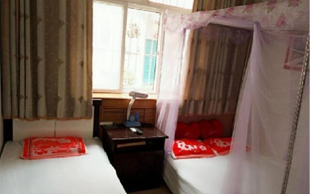 Huangcheng Xiangfu 805 Family Inn