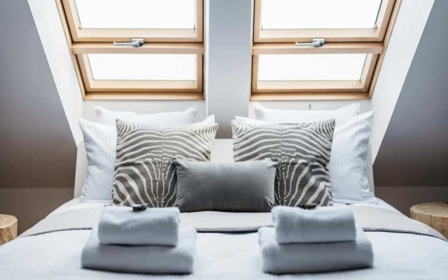 Penthouse Skyline - LoftAffair