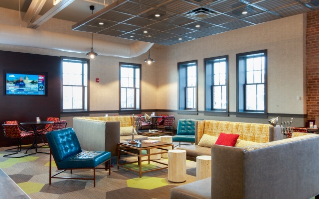 Hilton Garden Inn Burlington Downtown