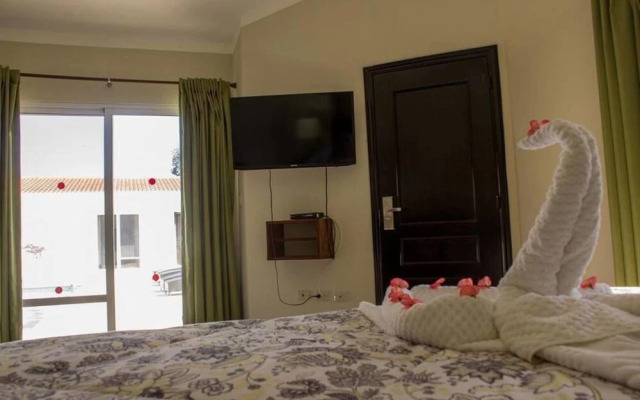 Villa With 4 Master Bedrooms w/ En-suite Bathrooms