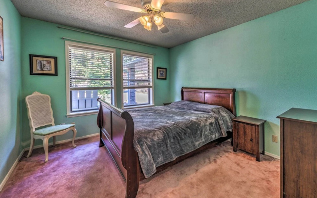 Cloudcroft Escape w/ Forest Views!