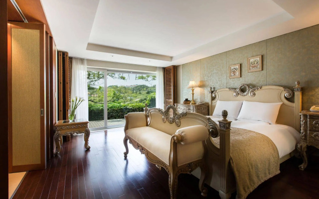 Seaes Hotel & Resort