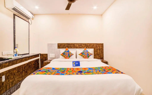 Fabhotel Spark Inn