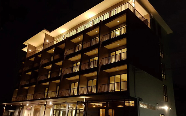 Riverawan Hotel (SHA Plus+)