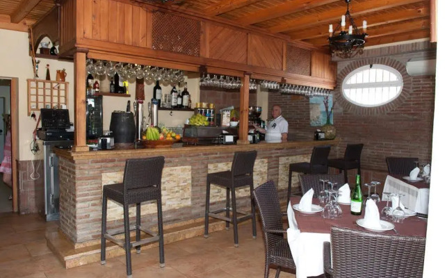 Hostal Restaurante El Mero