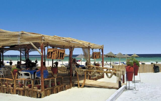 Hotel Tropicana Club & Spa