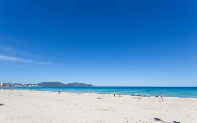 Mafloras Luxury Beach Apartment
