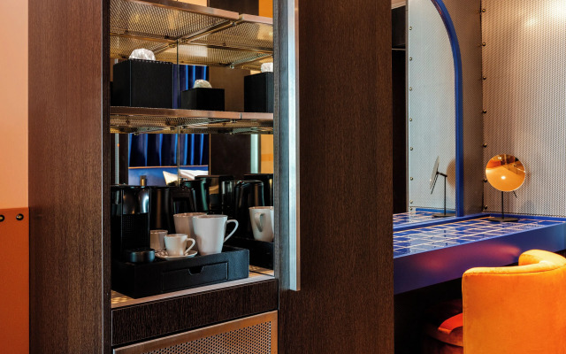 Cenica Porto Hotel, Curio Collection by Hilton
