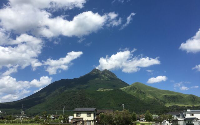 Japanese Onsen Ryokan Yufuin Tabinokura