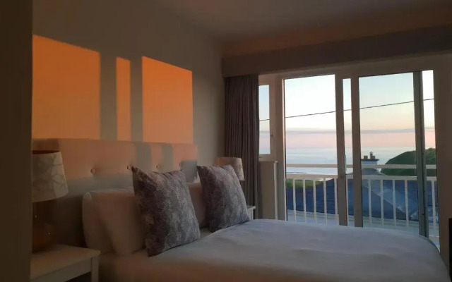 Cliff House Hotel