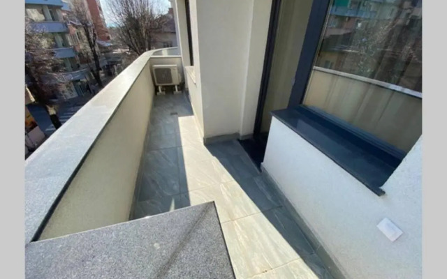 LUX 1BD/1BA City Center Apartment