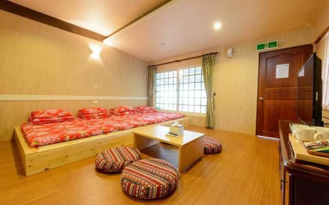 Hualien Yanliau B&B