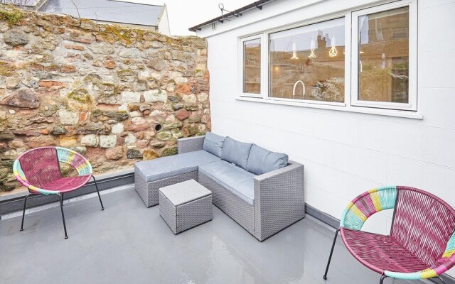 Host Stay The Courtyard