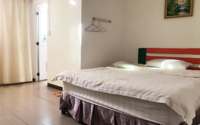 Baoshi Hostel