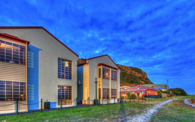 Stanley Village Waterfront Accommodation