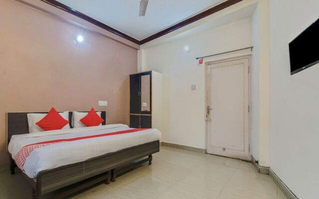 OYO 24635 Hotel Rudransh