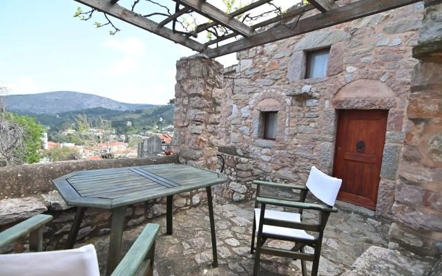 Spilia Traditional Village Houses