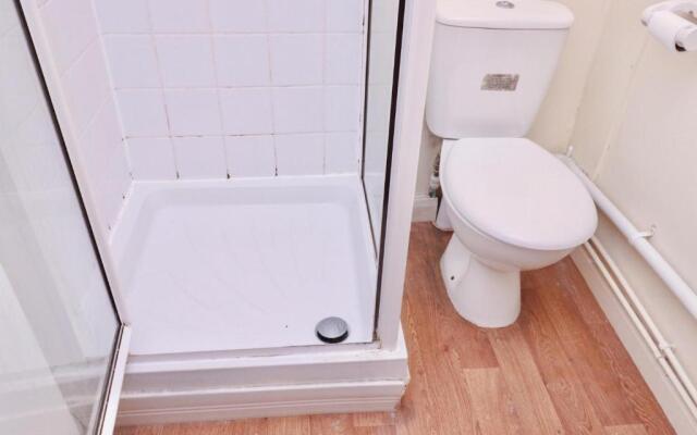 Cosy 2BD Flat Lincoln City Centre Sleeps 3