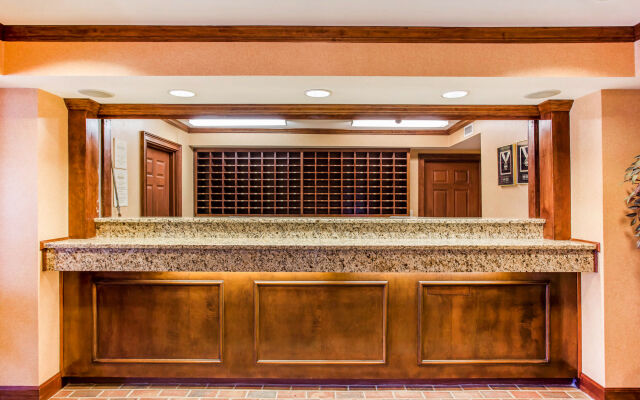 Suburban Extended Stay Hotel North - Ashley Phosphate