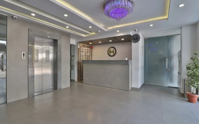 Hotel Limra by OYO