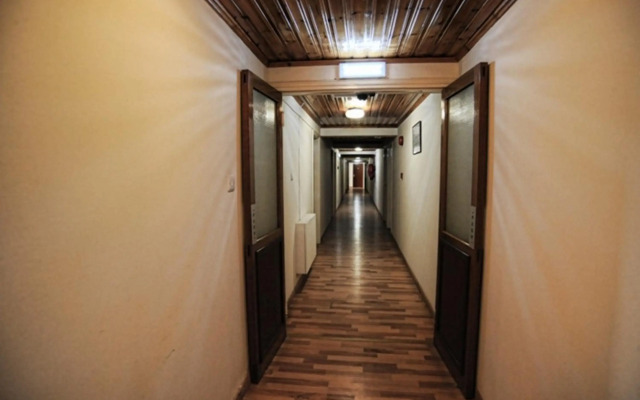 Elysso Hotel