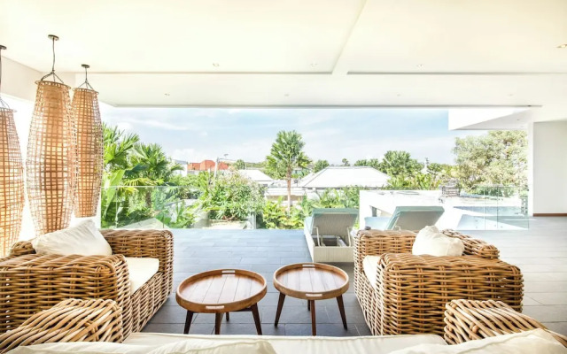 Niko2 · Marvelous 5 Bedroom Villa Close to Finns