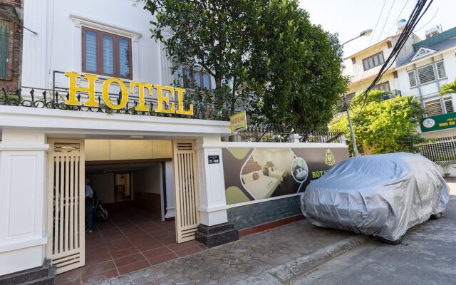 Royal Hotel - Sai Dong - Long Biên