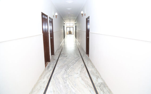 Pacific Inn Suryansh Hotel