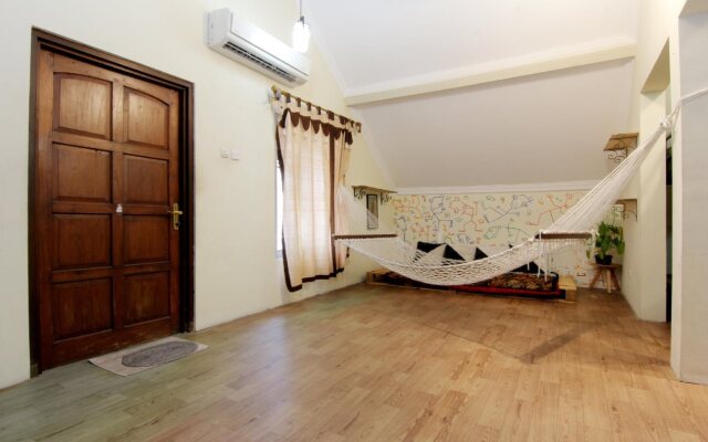 Oke Baik Hostel