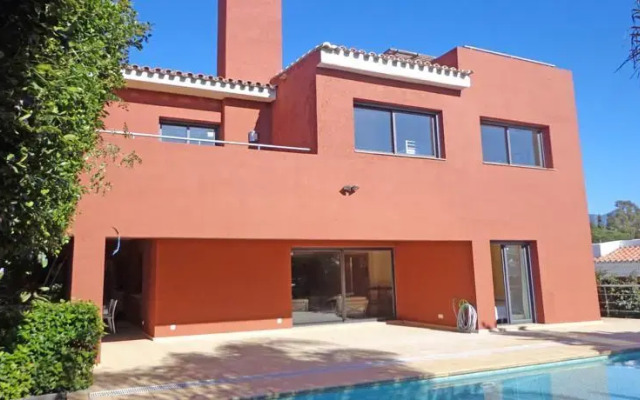 Casa Banús