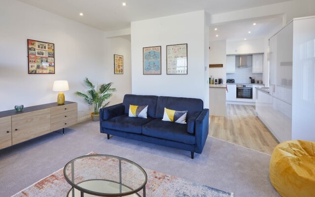 Apartment B Cornerhouse Apartments