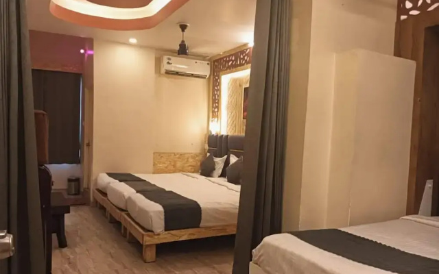 Hotel comfort & Terrace Lounge Deoghar